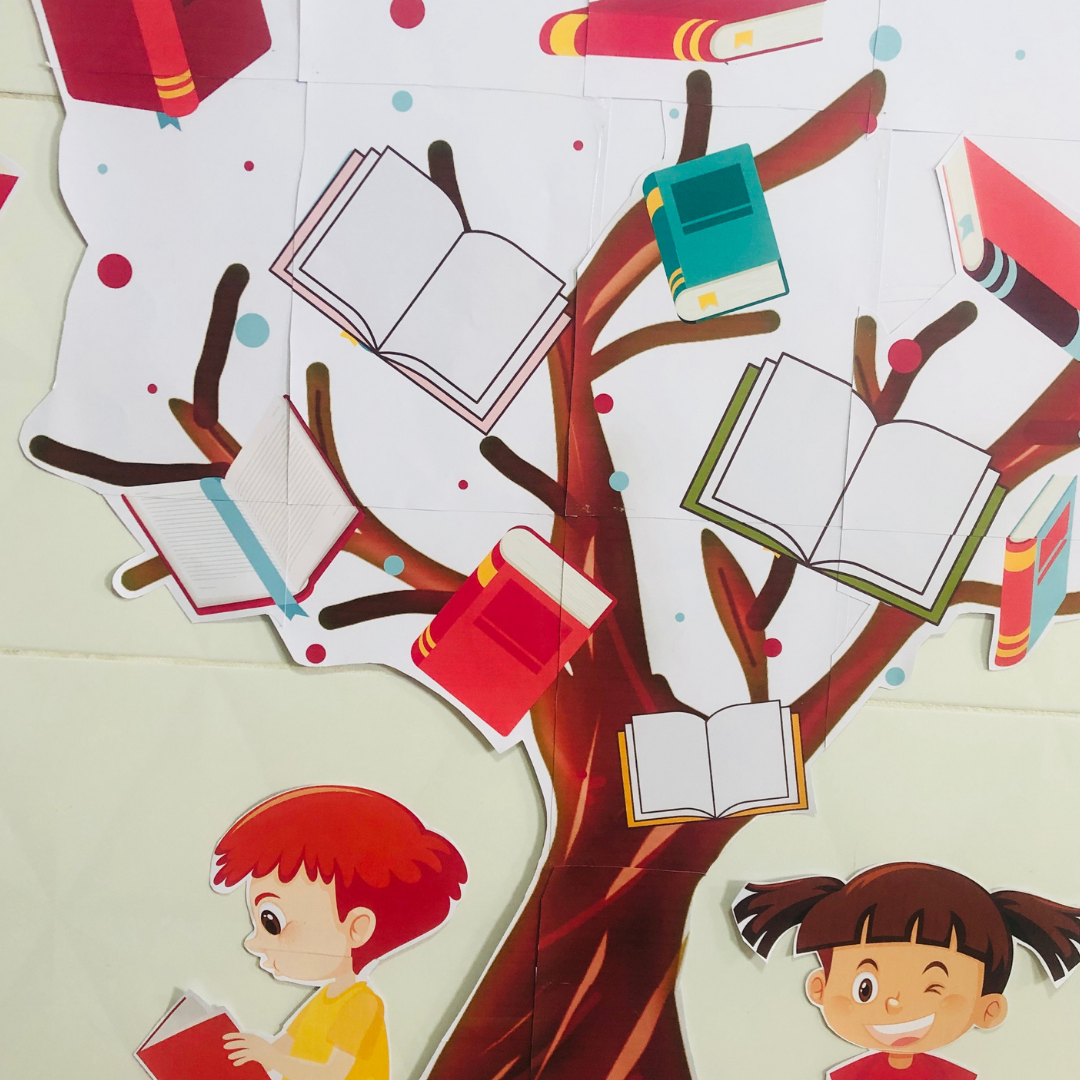 PAINEL DIA DO LIVRO/ CANTINHO DA LEITURA